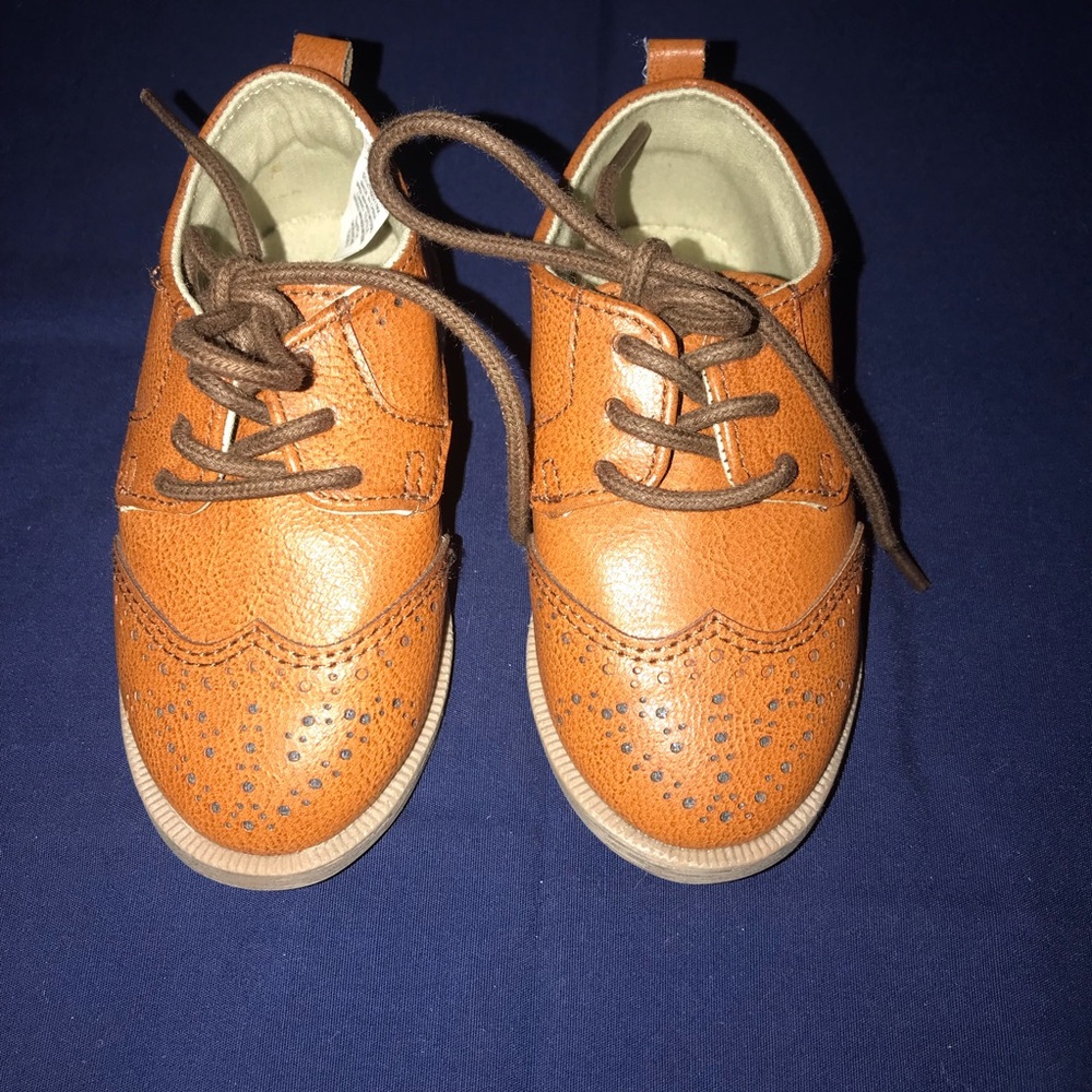 Koala Kids Dress Shoes NWOT size 5 Tan